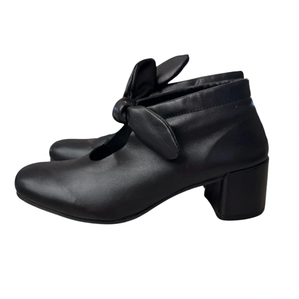 ALL BLACK brand leather heels size 38